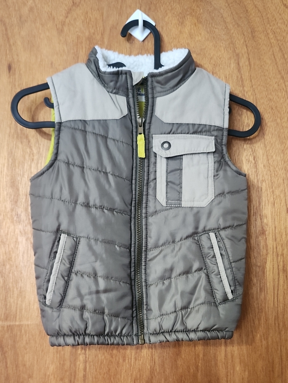 Kids Olive Green Puffer Vest 5T Oshkosh